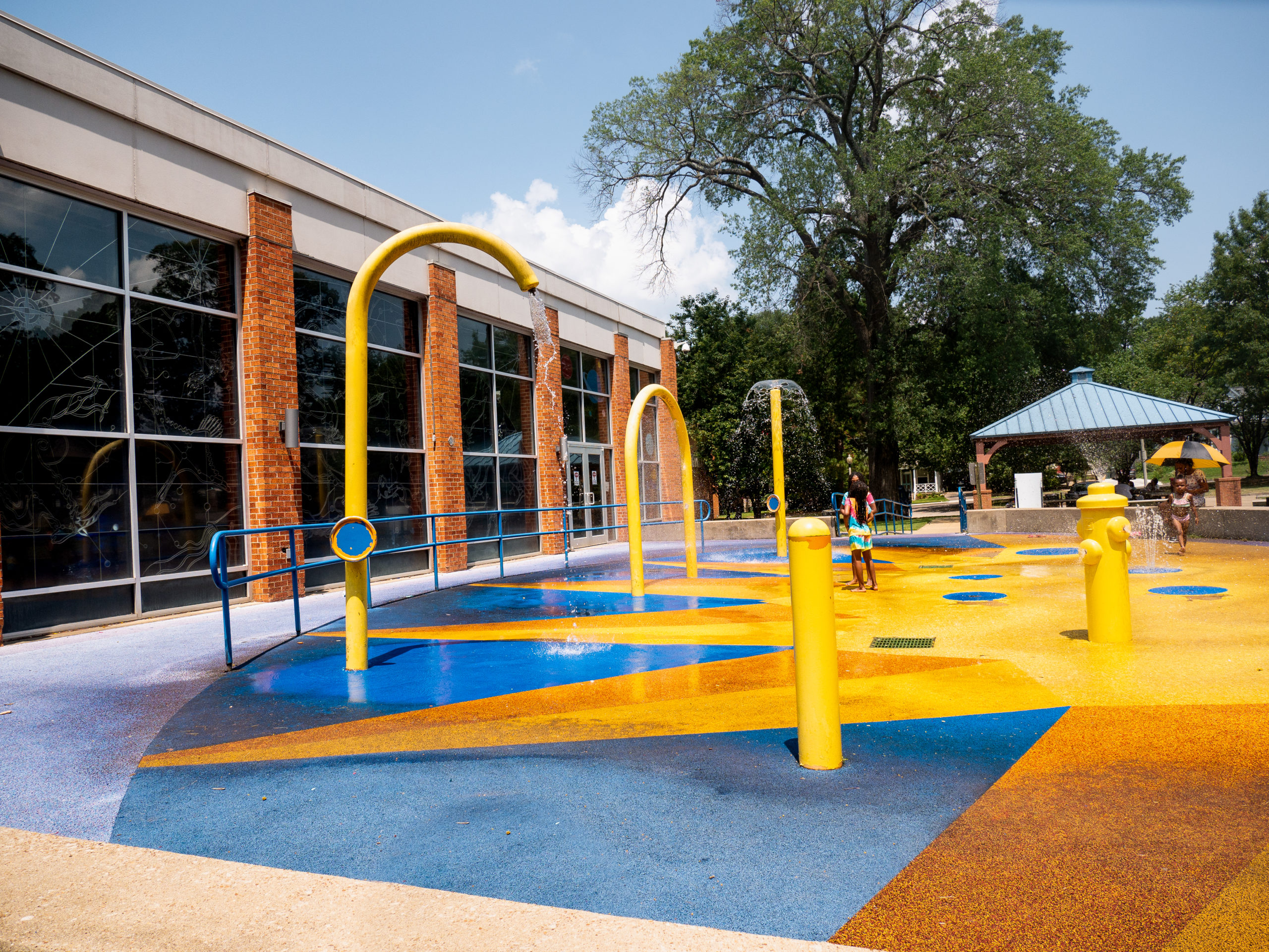 Colorful Memphis Splash Pad located in Peabody Park
